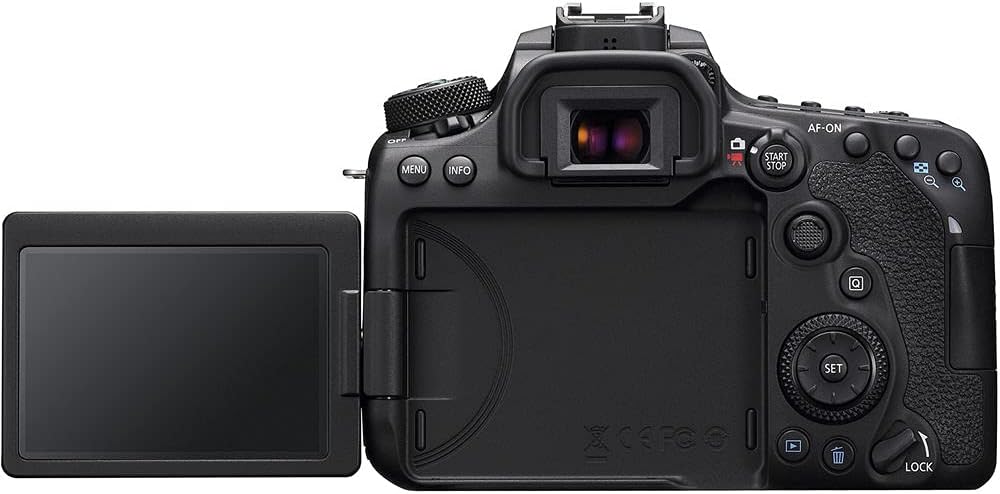 Canon EOS 90D + EF-S 18-135mm f/3.5-5.6 IS USM Black image 3